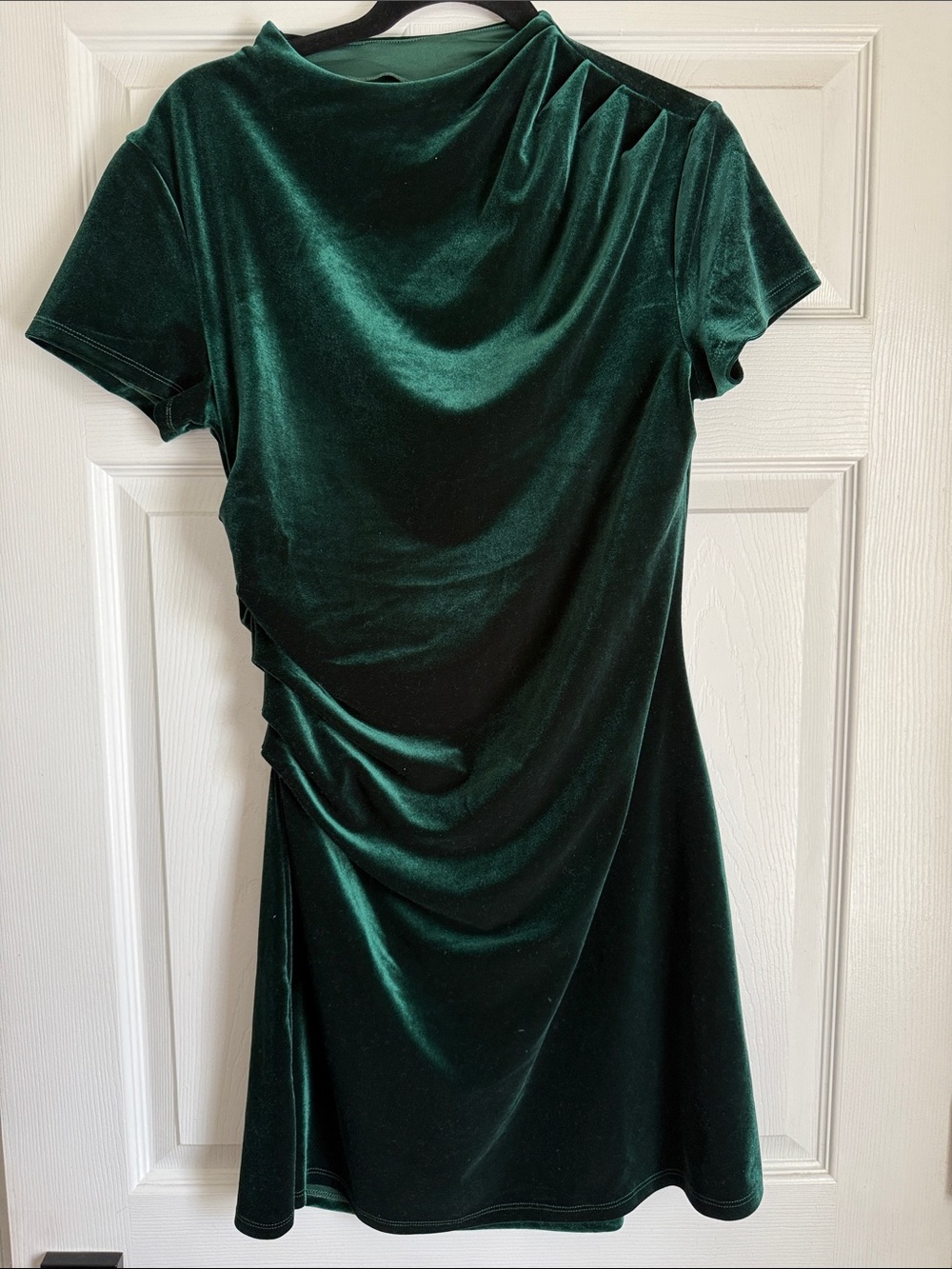 H&M Dark Emerald Green Velvet Short Sleeve Dress